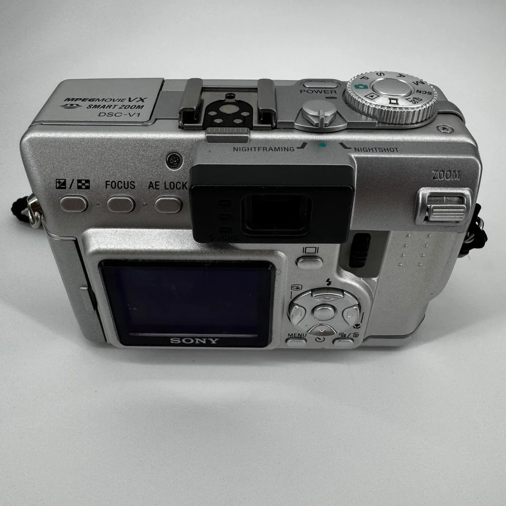 Sony Cyber-shot DSC-V1 Digital Camera 5.0MP 4x Zoom Nightshot Tested Bundle